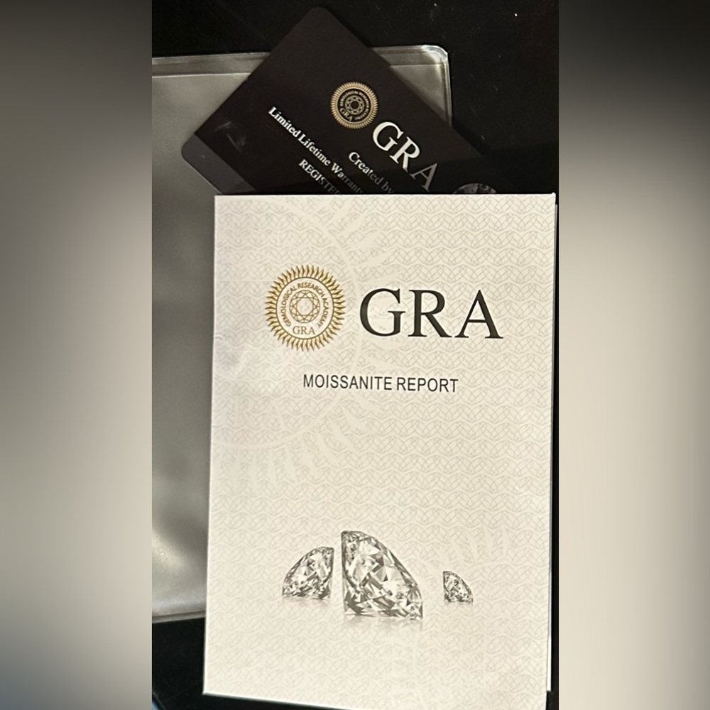 💎1 ct. t.w. GRA Certified Diamond 925 Sterling Silver Stud Earrings,Secure Back - Picture 4 of 7